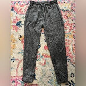 Express High Waisted Jogger Sweatpant Charcoal Grey
Marl Small